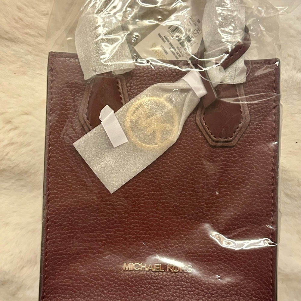 Michael Kors Mercer Pebbled Leather Mini Tote - Picture 7 of 9